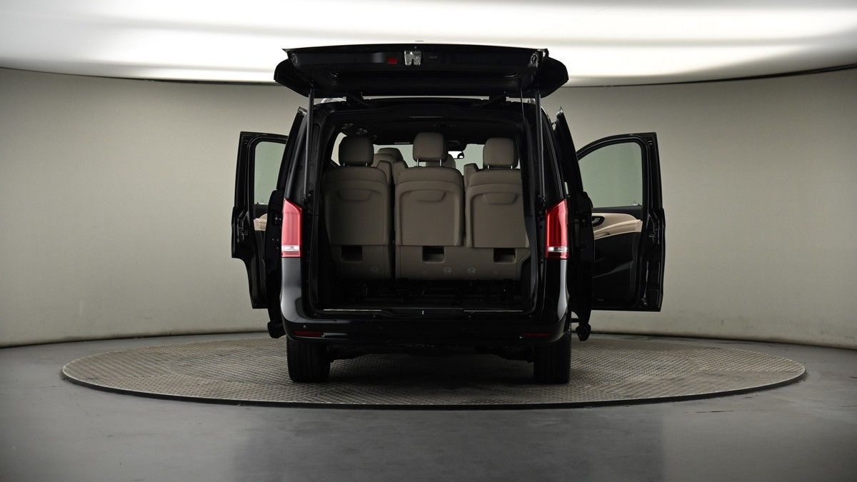 More views of Mercedes-Benz V Class