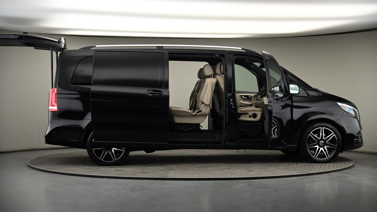 More views of Mercedes-Benz V Class