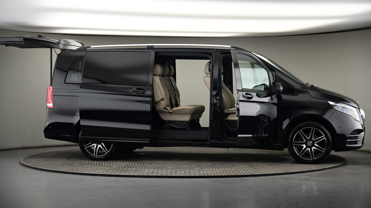 More views of Mercedes-Benz V Class