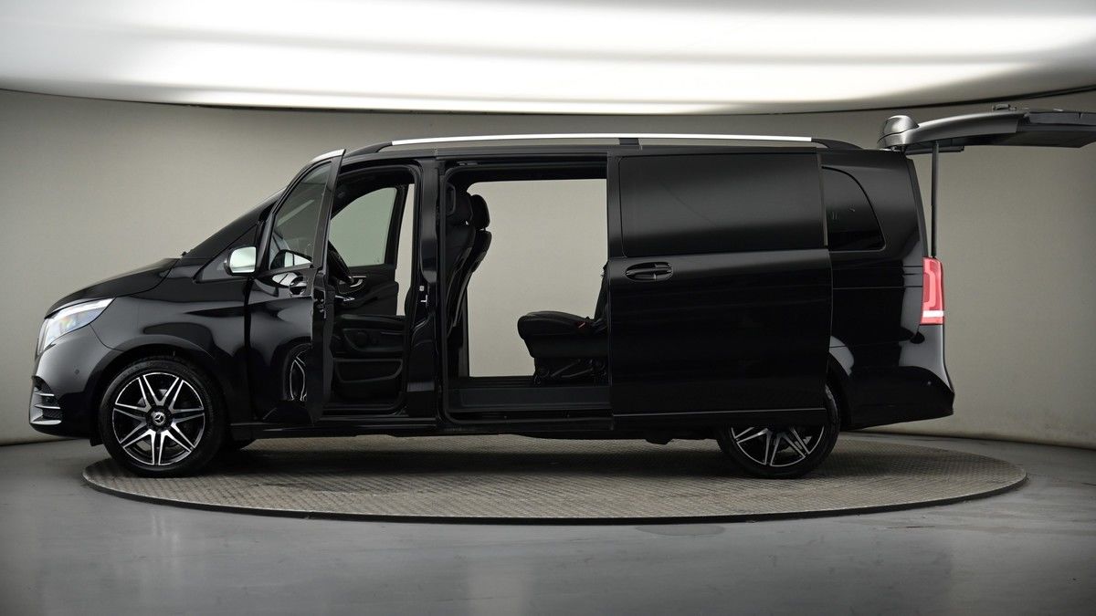 More views of Mercedes-Benz V Class