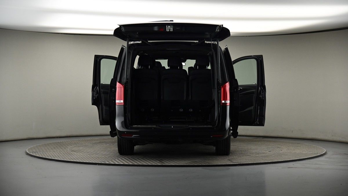 More views of Mercedes-Benz V Class