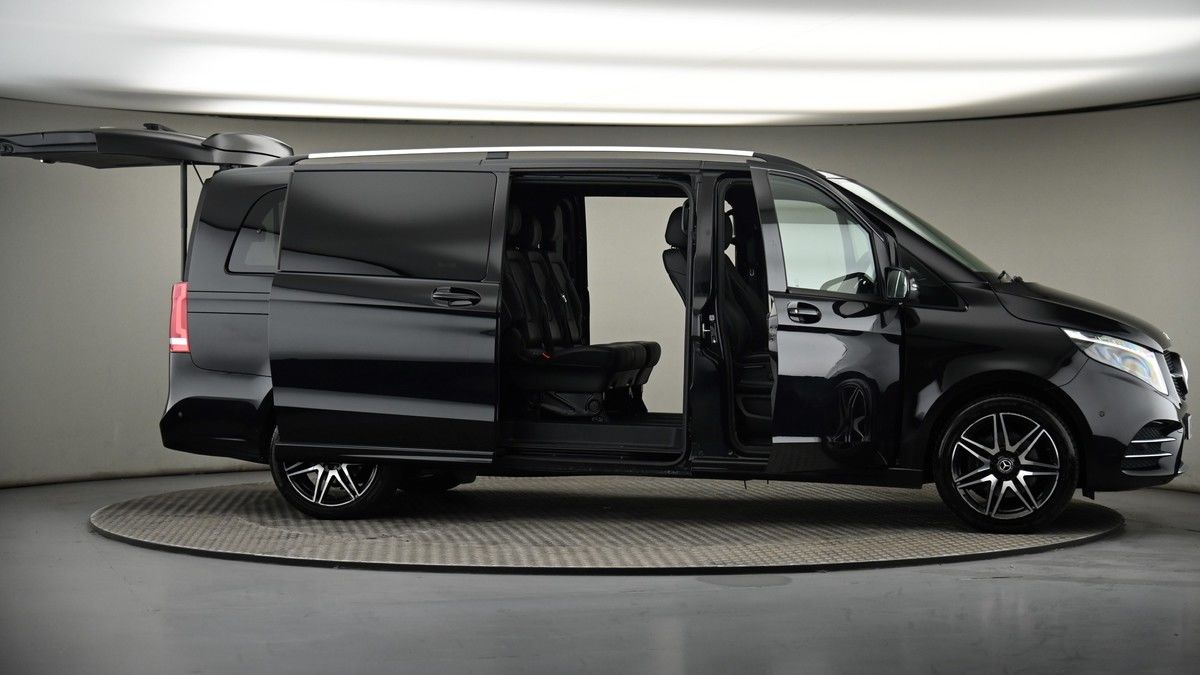 More views of Mercedes-Benz V Class