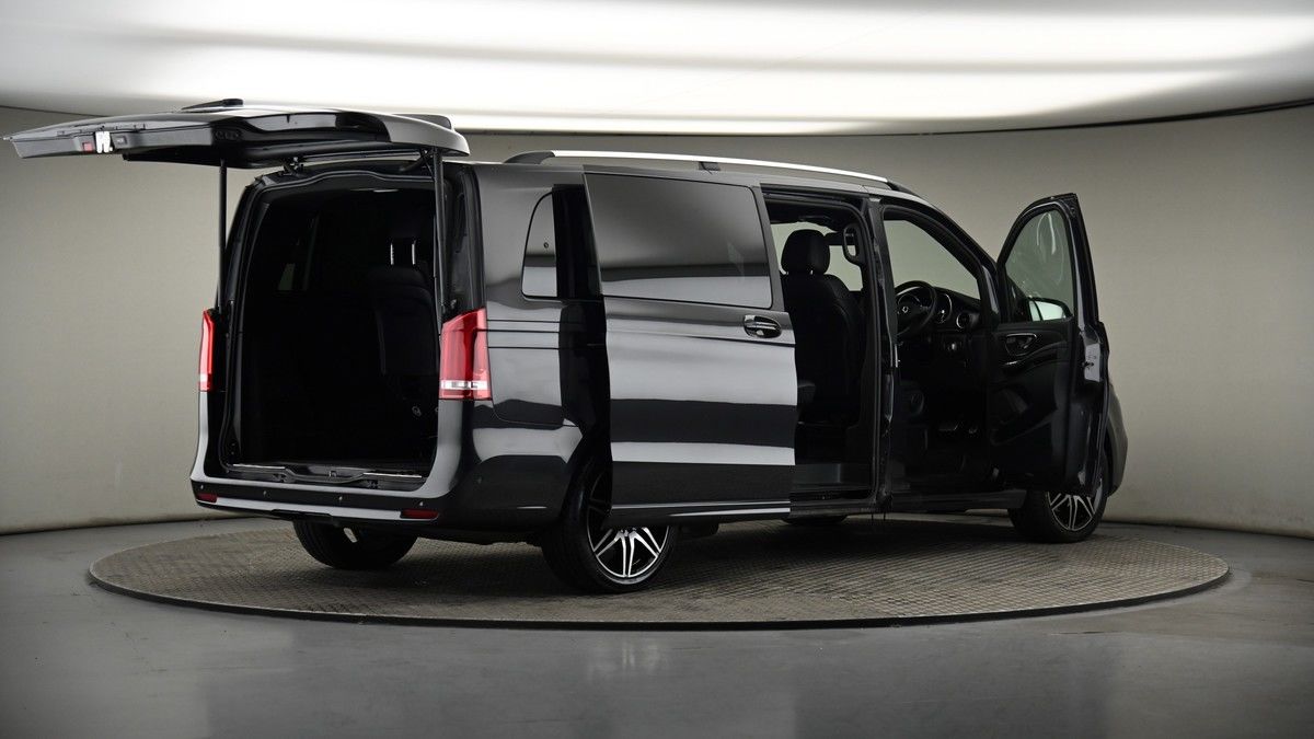 More views of Mercedes-Benz V Class