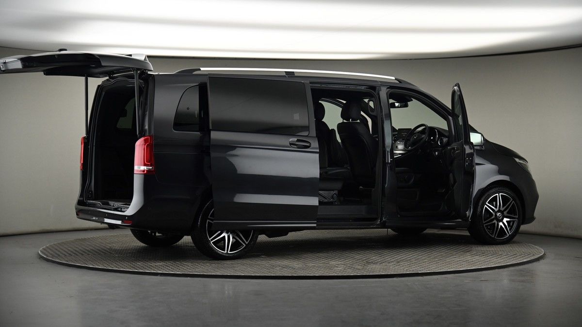 More views of Mercedes-Benz V Class