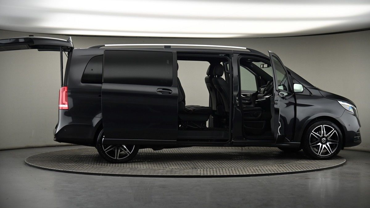 More views of Mercedes-Benz V Class