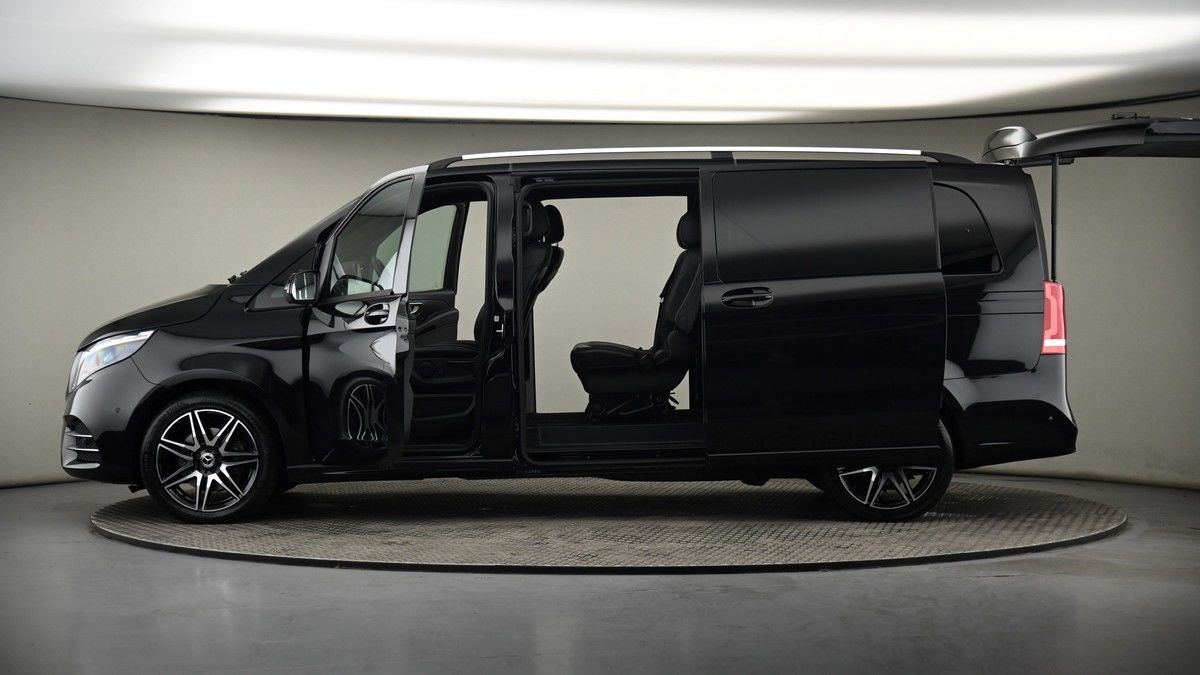 More views of Mercedes-Benz V Class