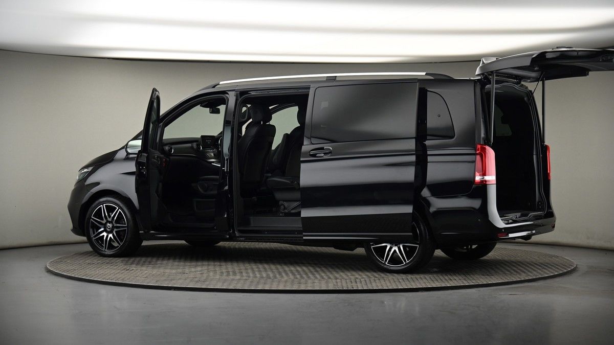 More views of Mercedes-Benz V Class