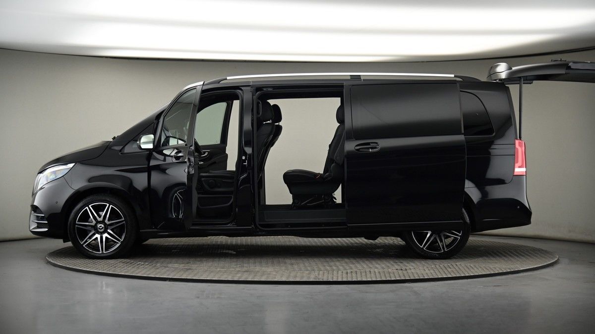 More views of Mercedes-Benz V Class