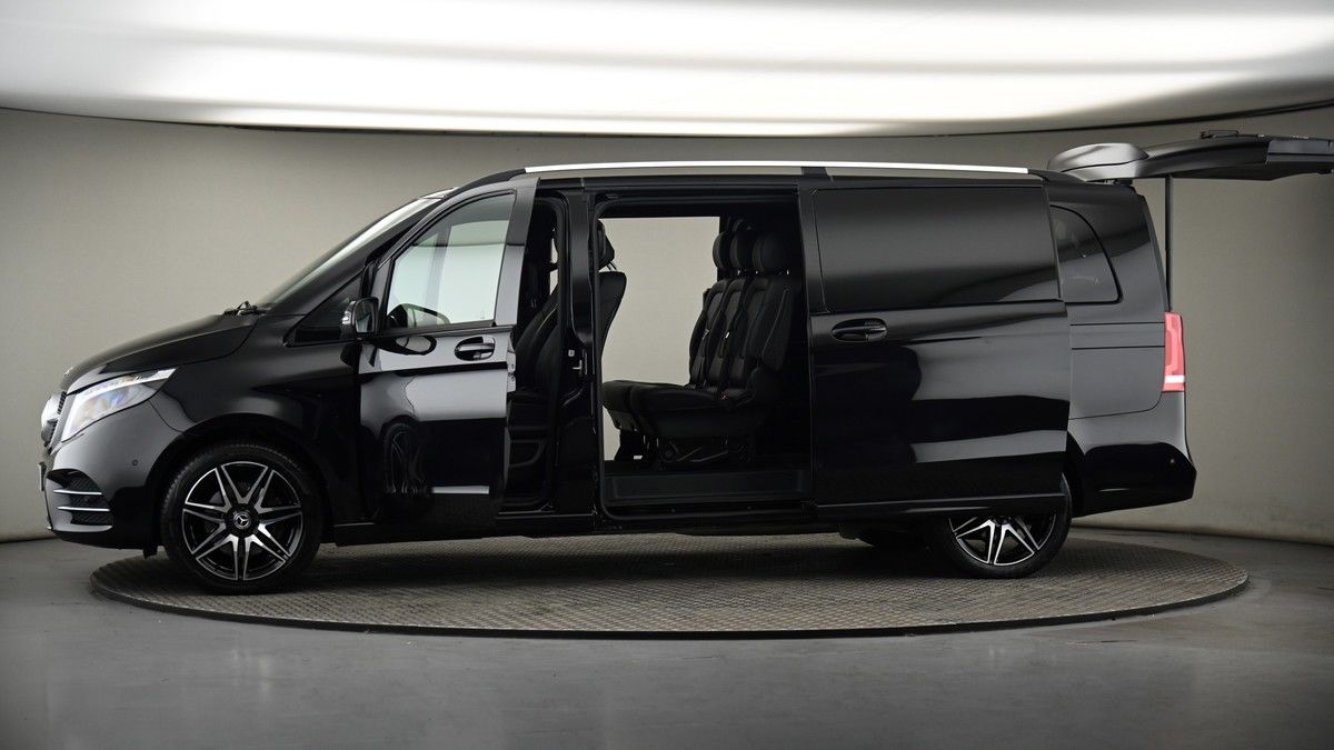 More views of Mercedes-Benz V Class