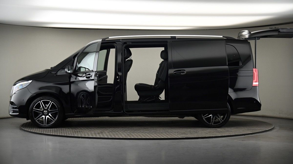 More views of Mercedes-Benz V Class