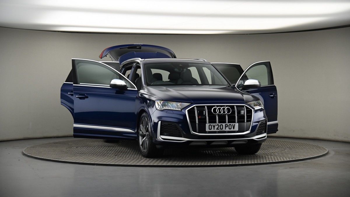 More views of Audi SQ7