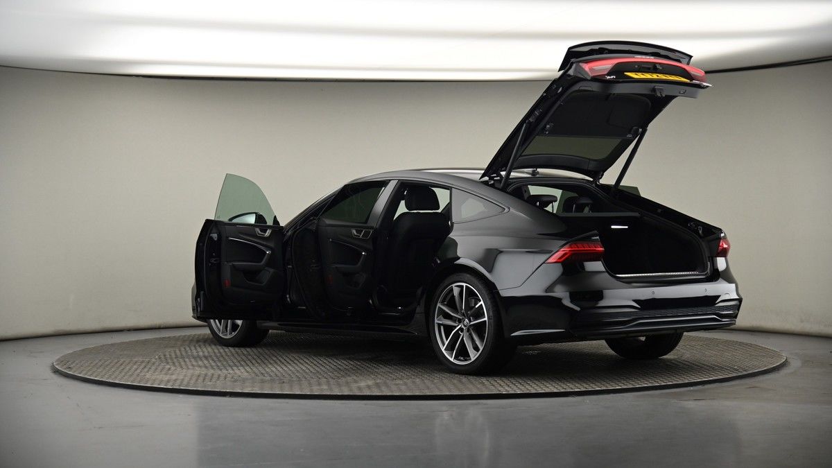 More views of Audi A7