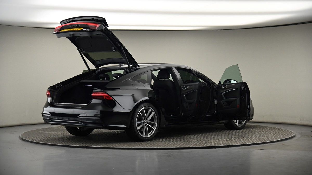 More views of Audi A7