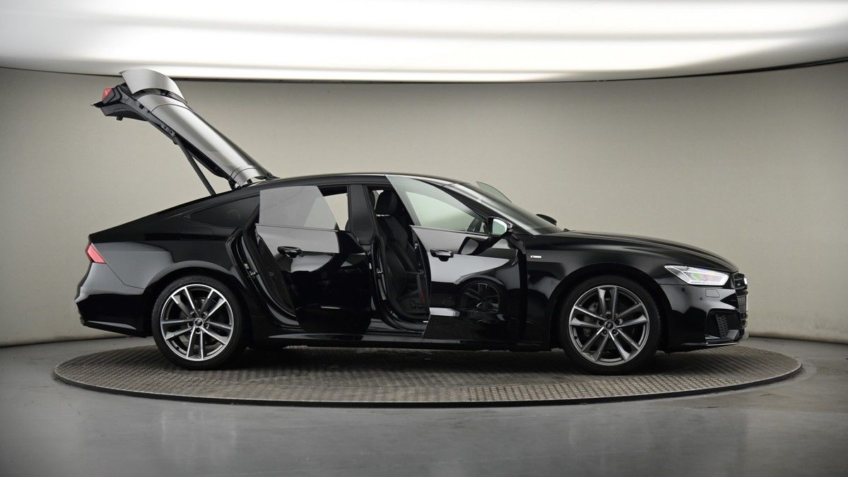 More views of Audi A7