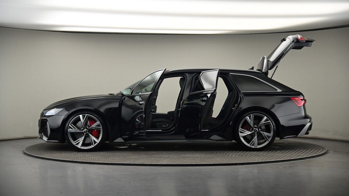 More views of Audi RS6 Avant