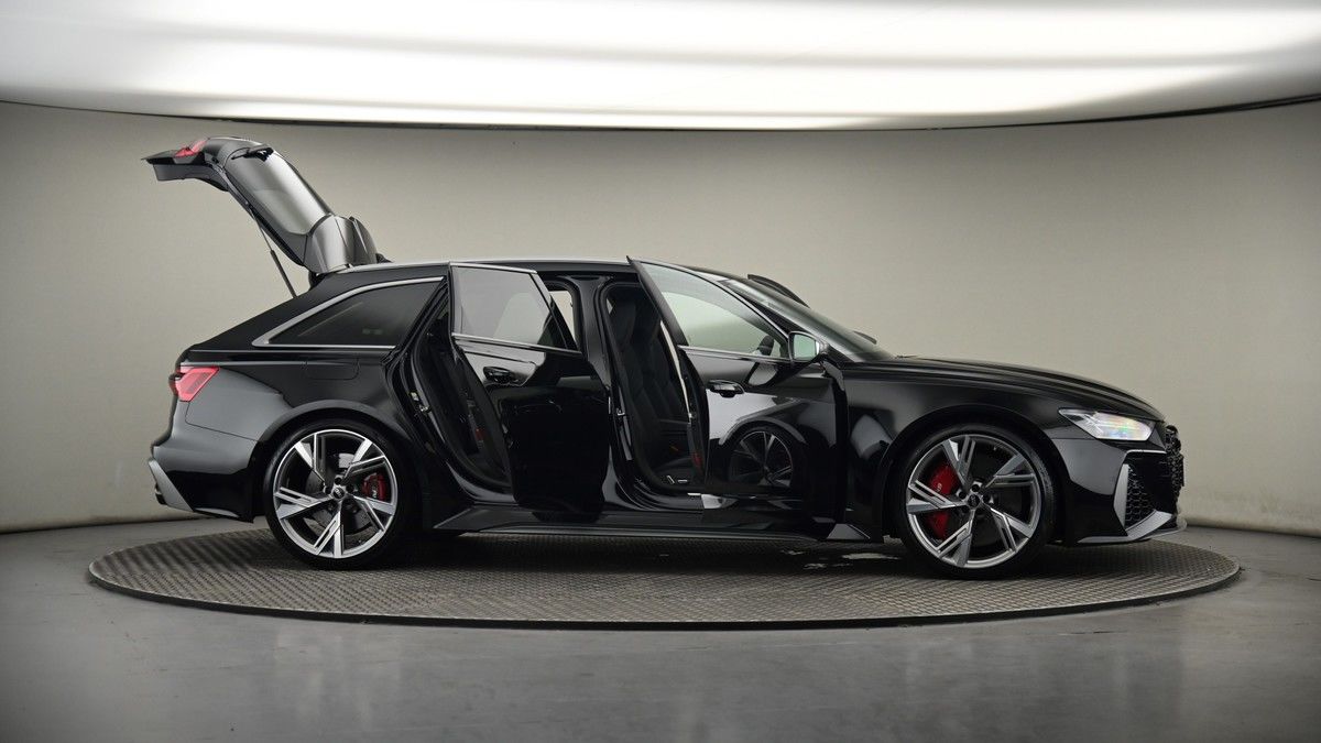 More views of Audi RS6 Avant