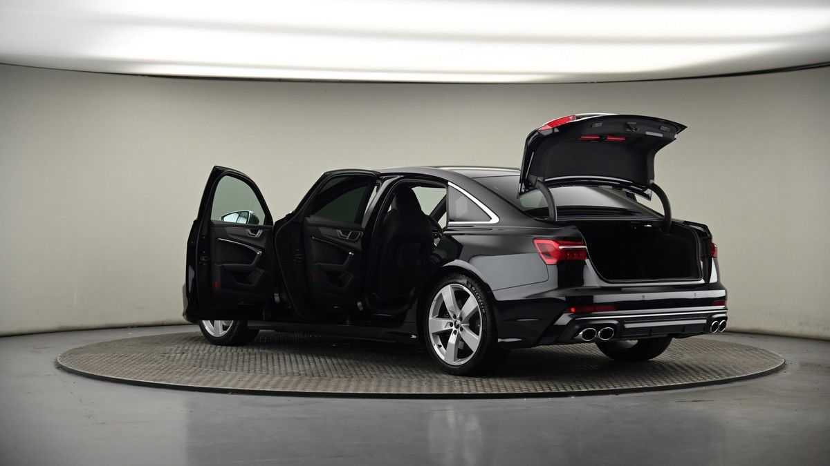 More views of Audi S6 Saloon