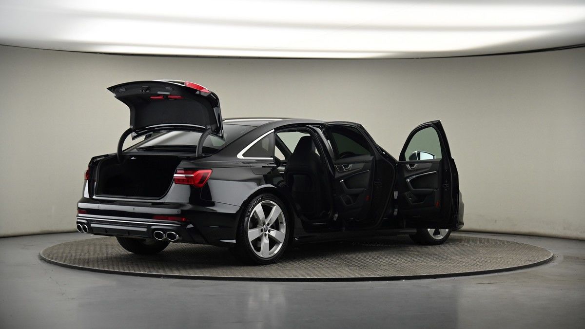 More views of Audi S6 Saloon