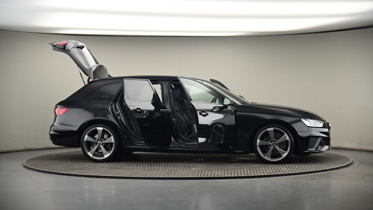More views of Audi A4 Avant