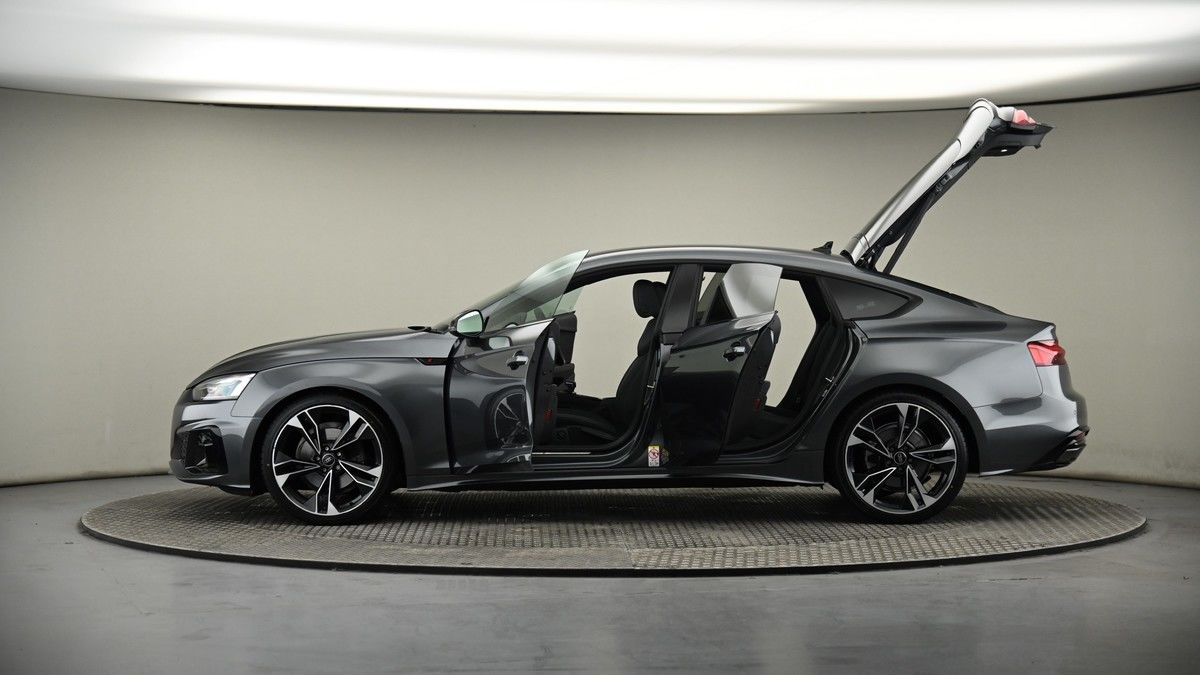 More views of Audi A5