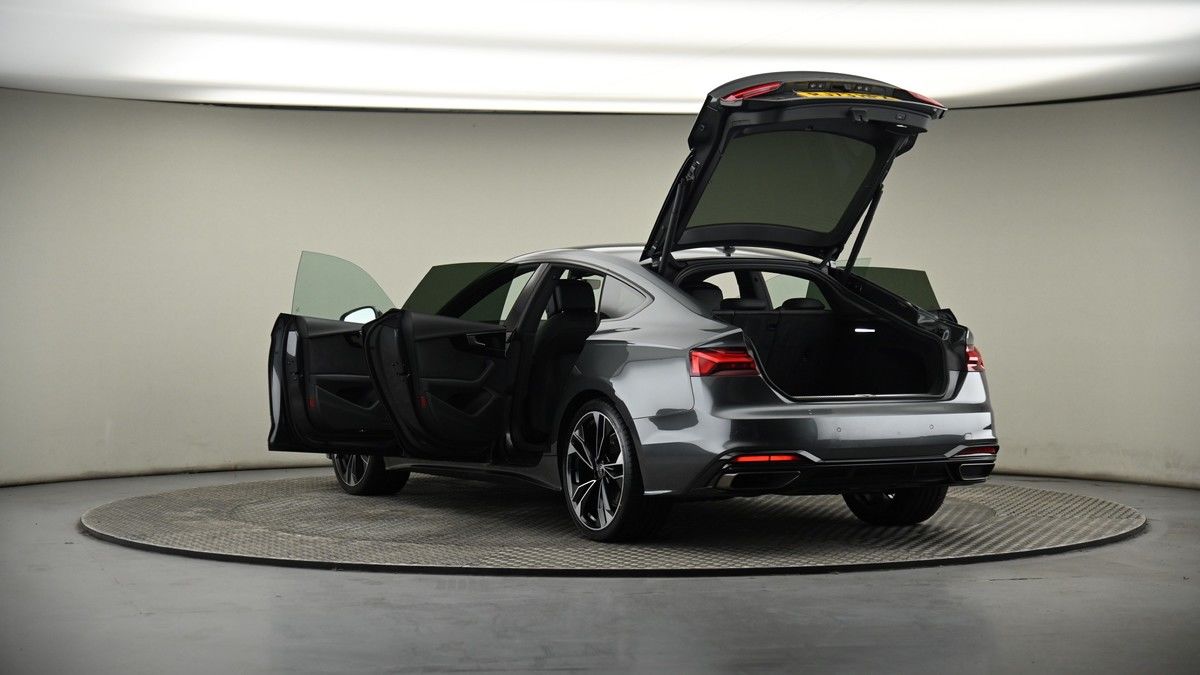 Audi A5 Image 7