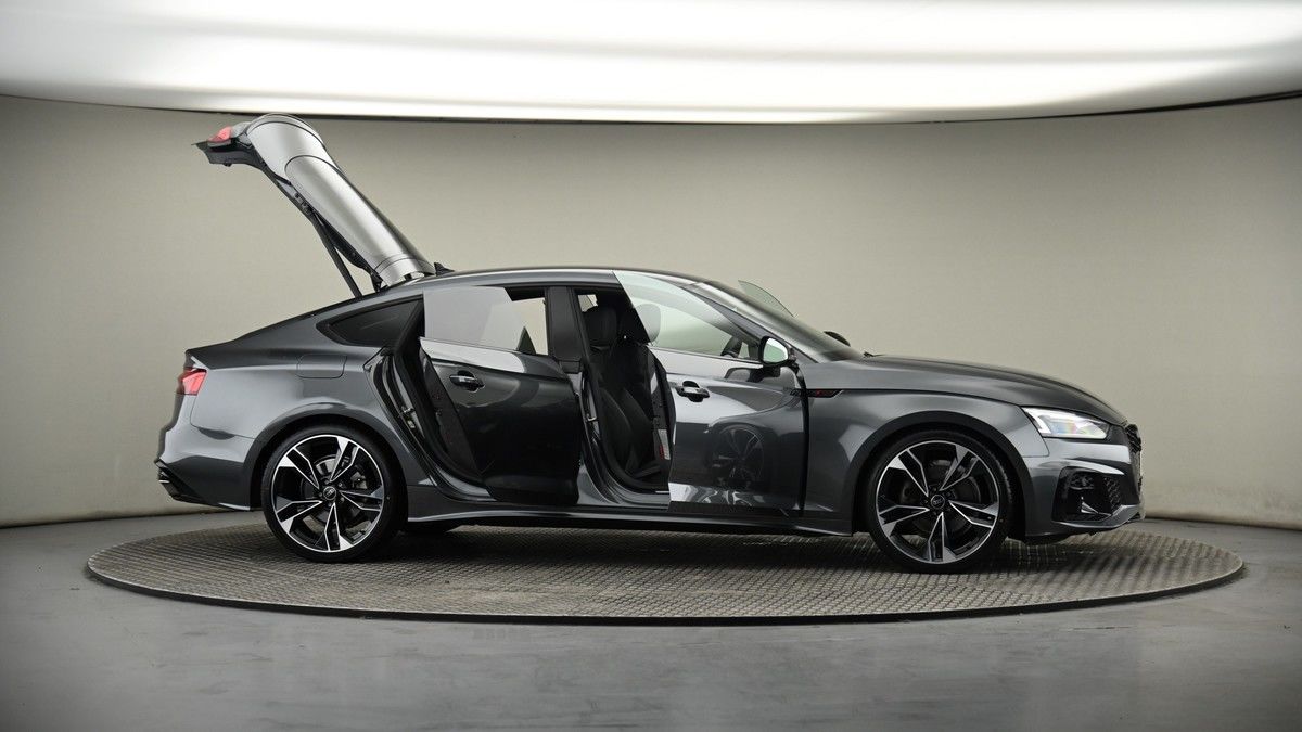 More views of Audi A5