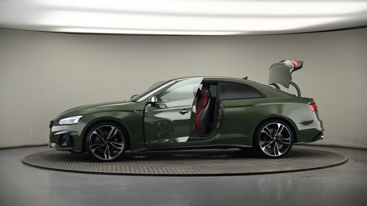 More views of Audi S5