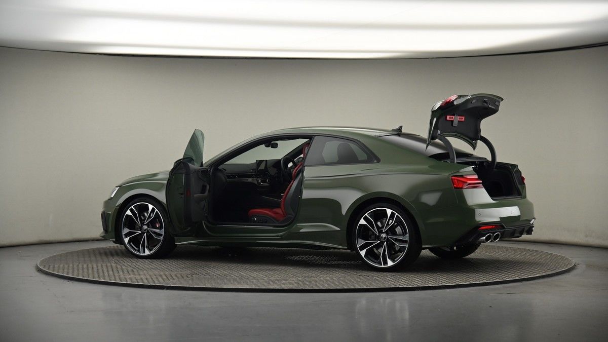 More views of Audi S5