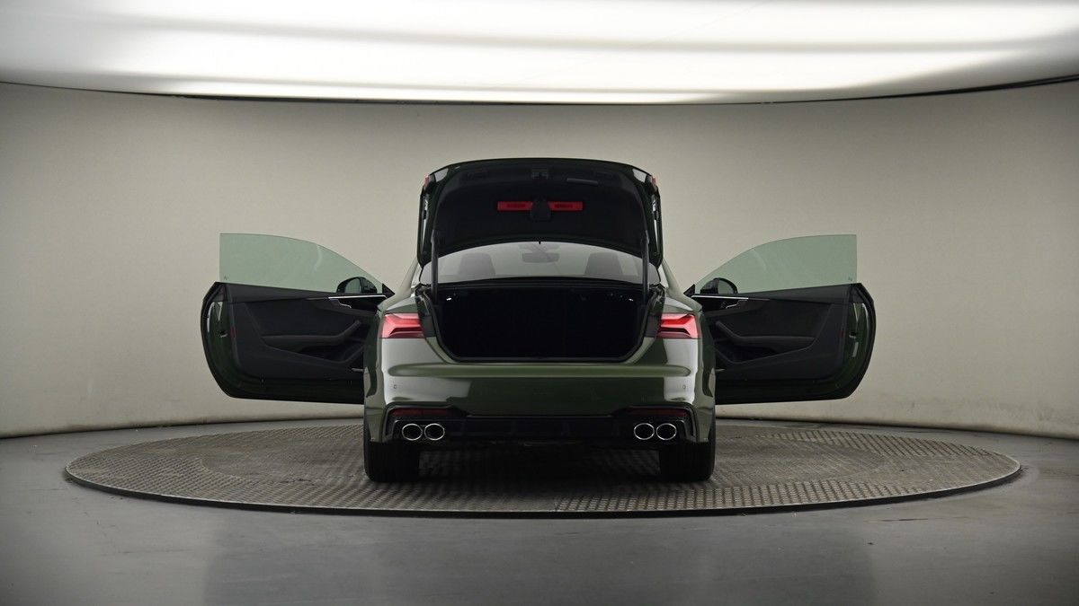 More views of Audi S5