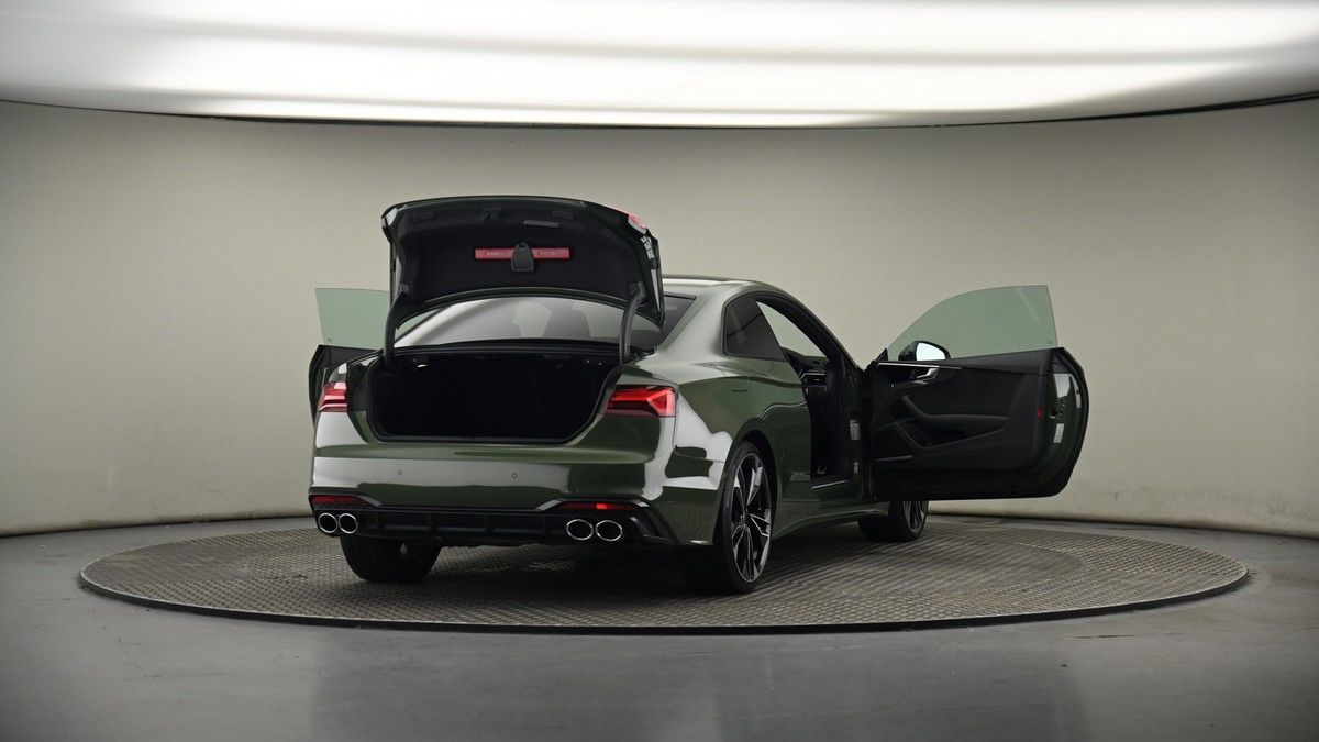 More views of Audi S5