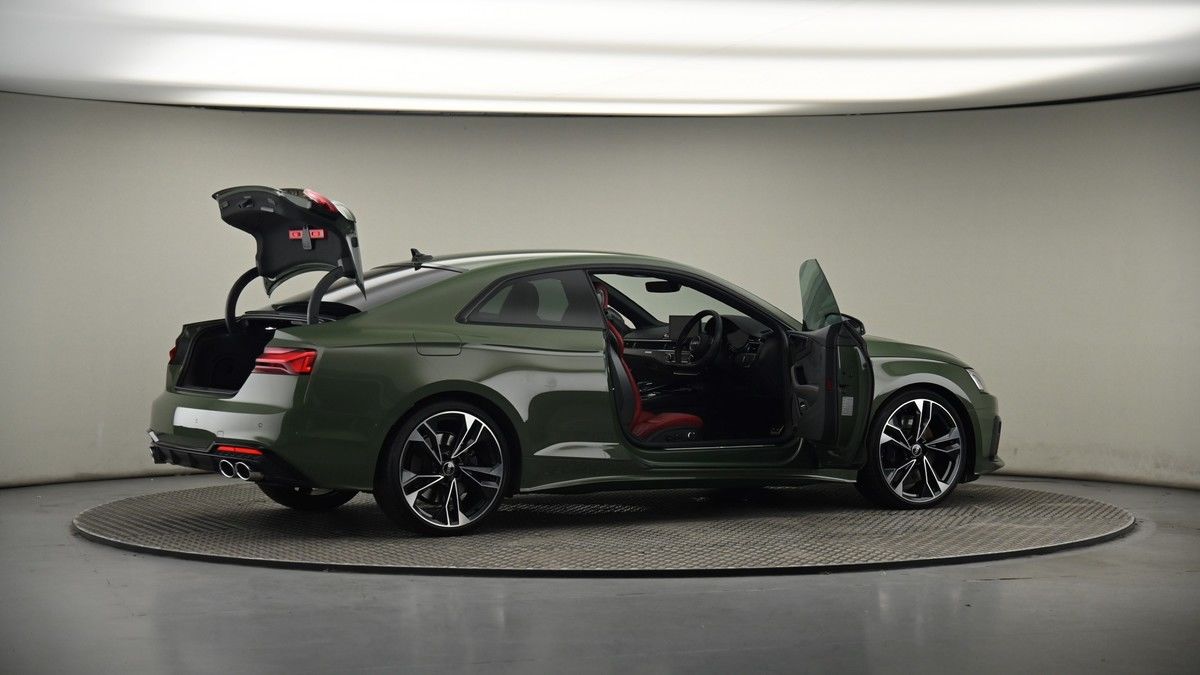 More views of Audi S5