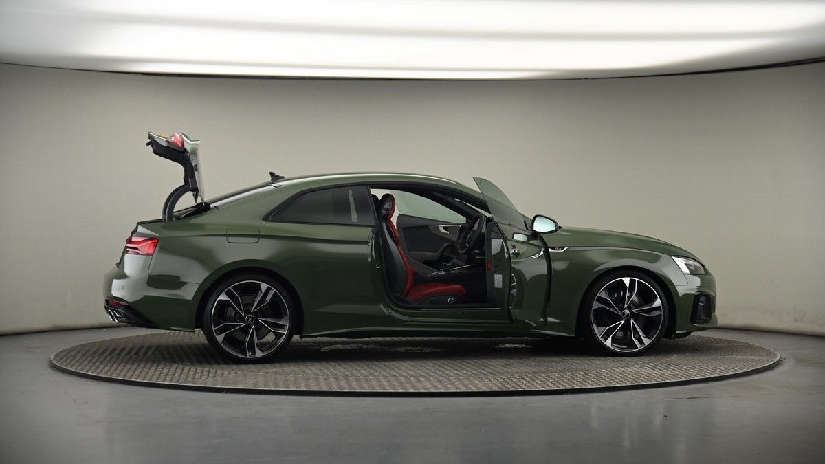 More views of Audi S5