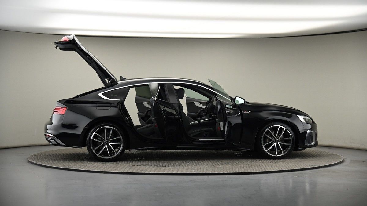 More views of Audi A5