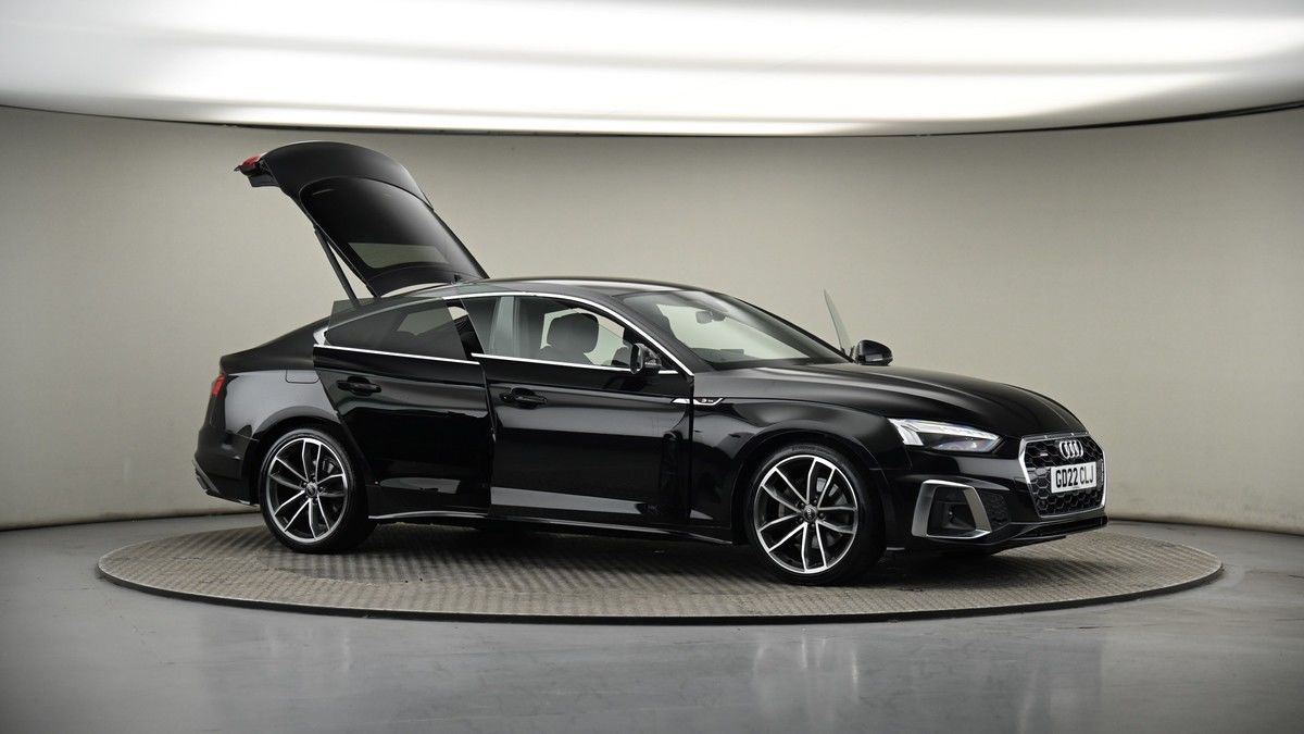 More views of Audi A5