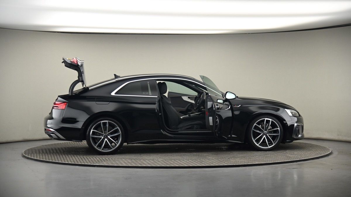 More views of Audi A5