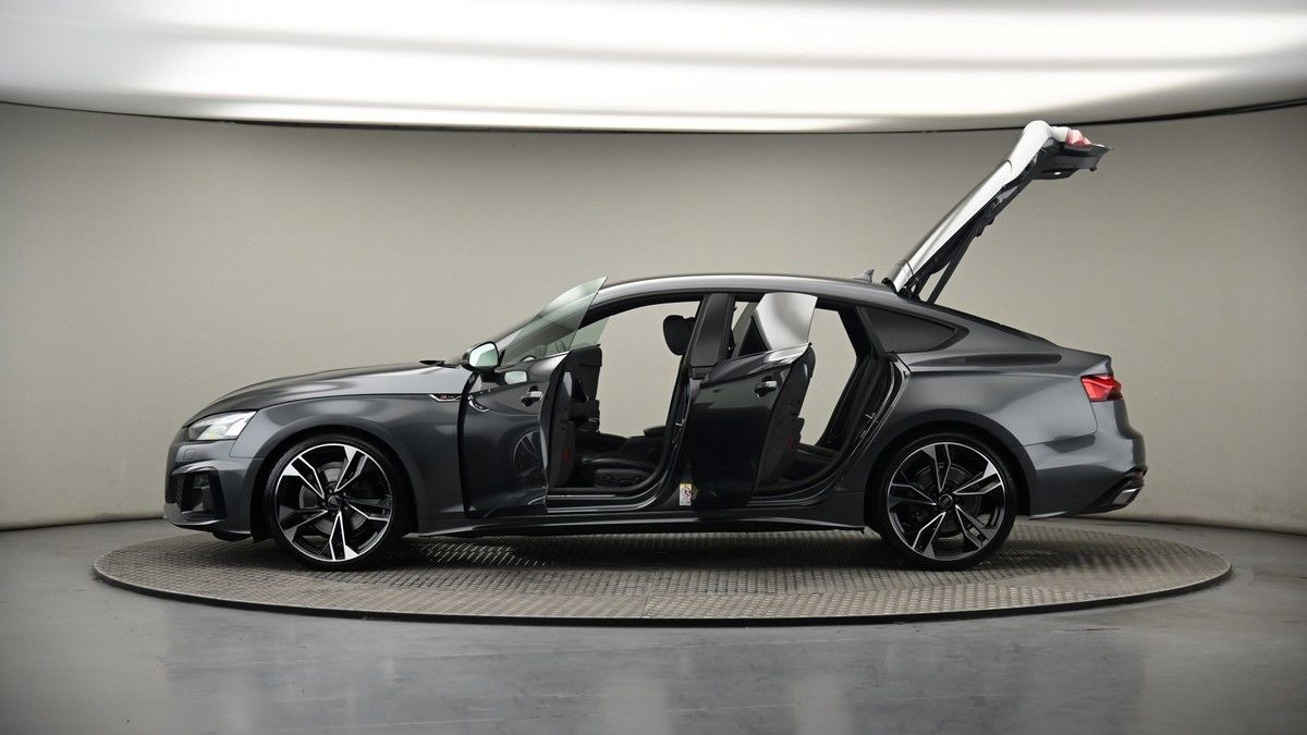 More views of Audi A5