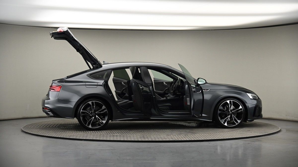 More views of Audi A5