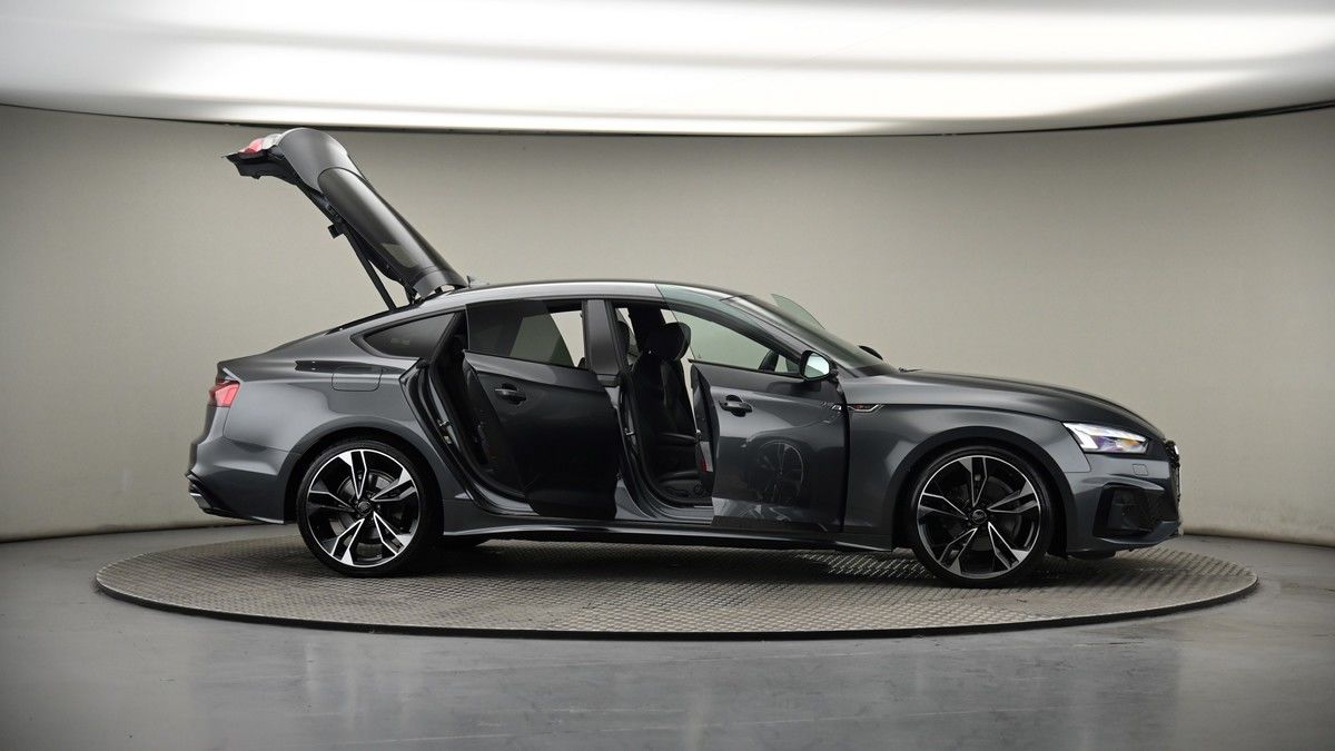 More views of Audi A5