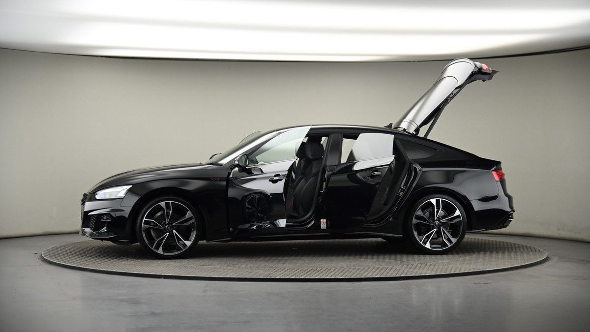 More views of Audi A5