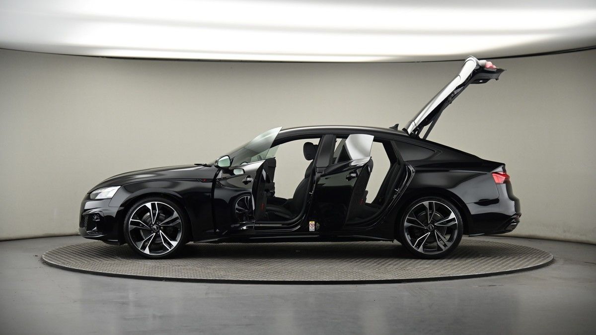 More views of Audi A5