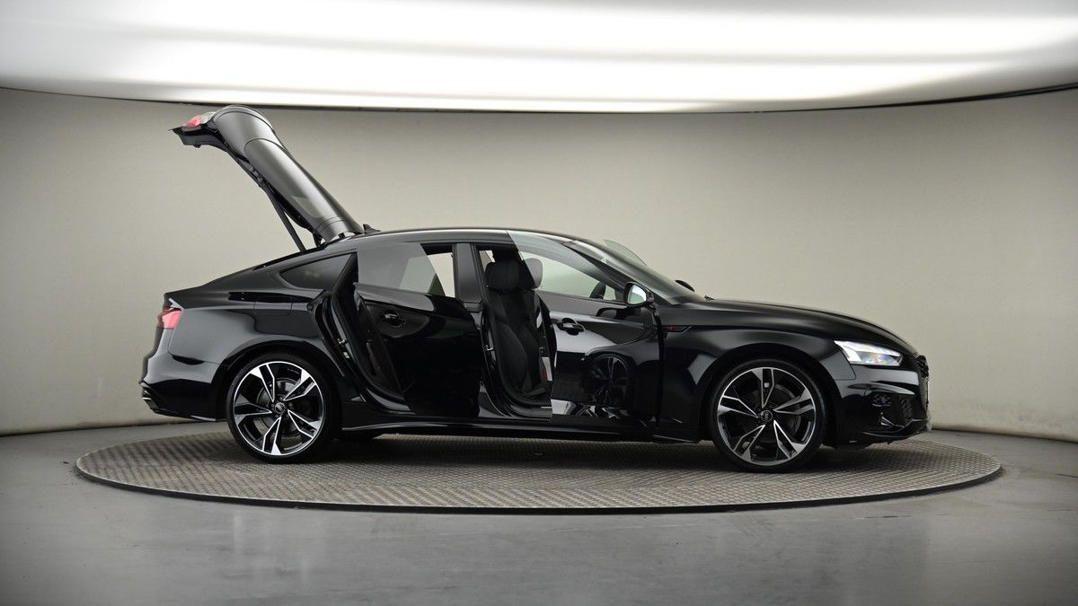 More views of Audi A5