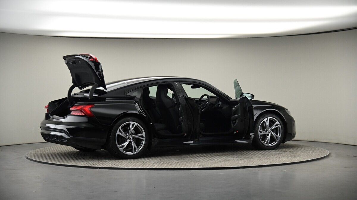 More views of Audi e-tron GT