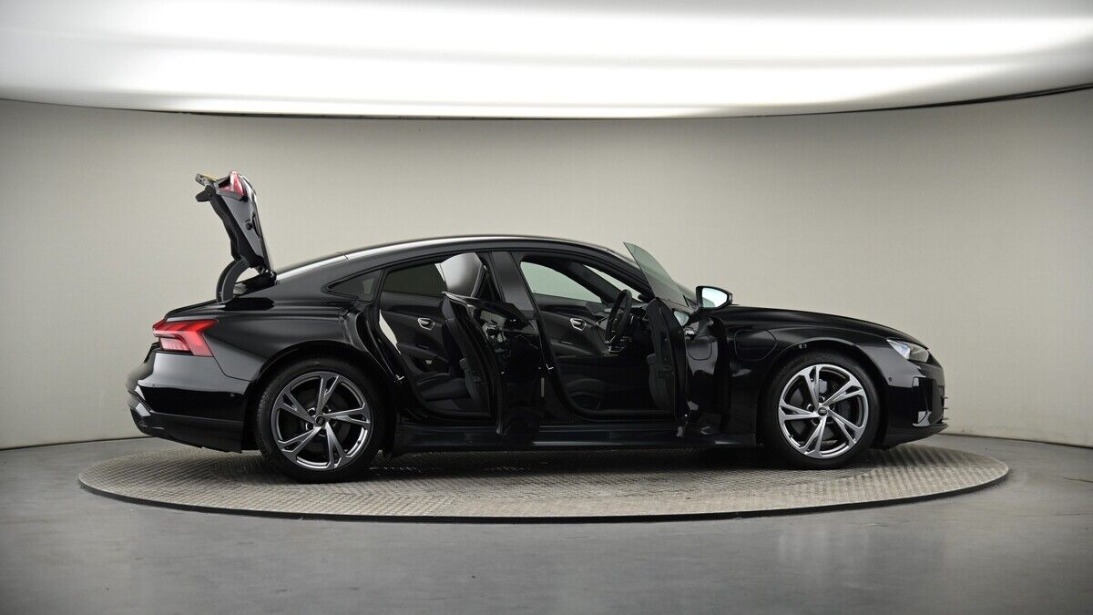 More views of Audi e-tron GT
