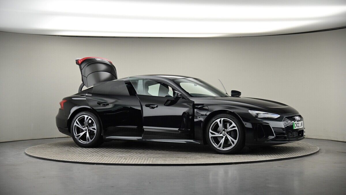 More views of Audi e-tron GT