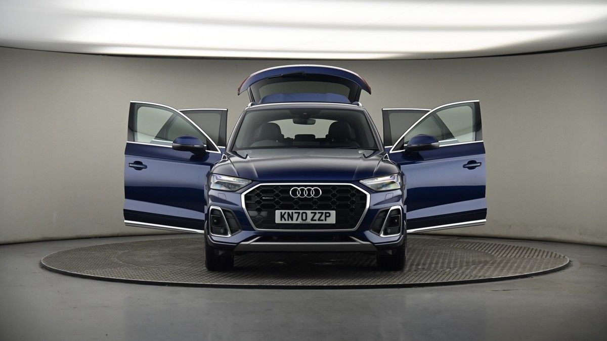 More views of Audi Q5