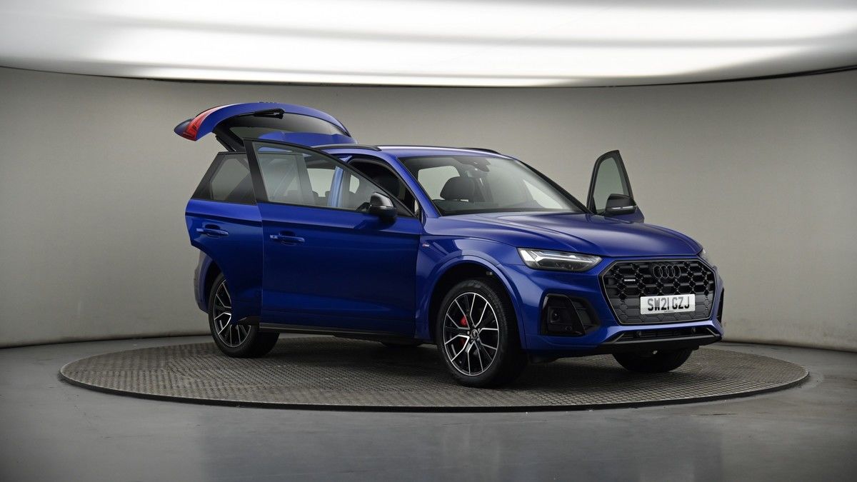 More views of Audi Q5