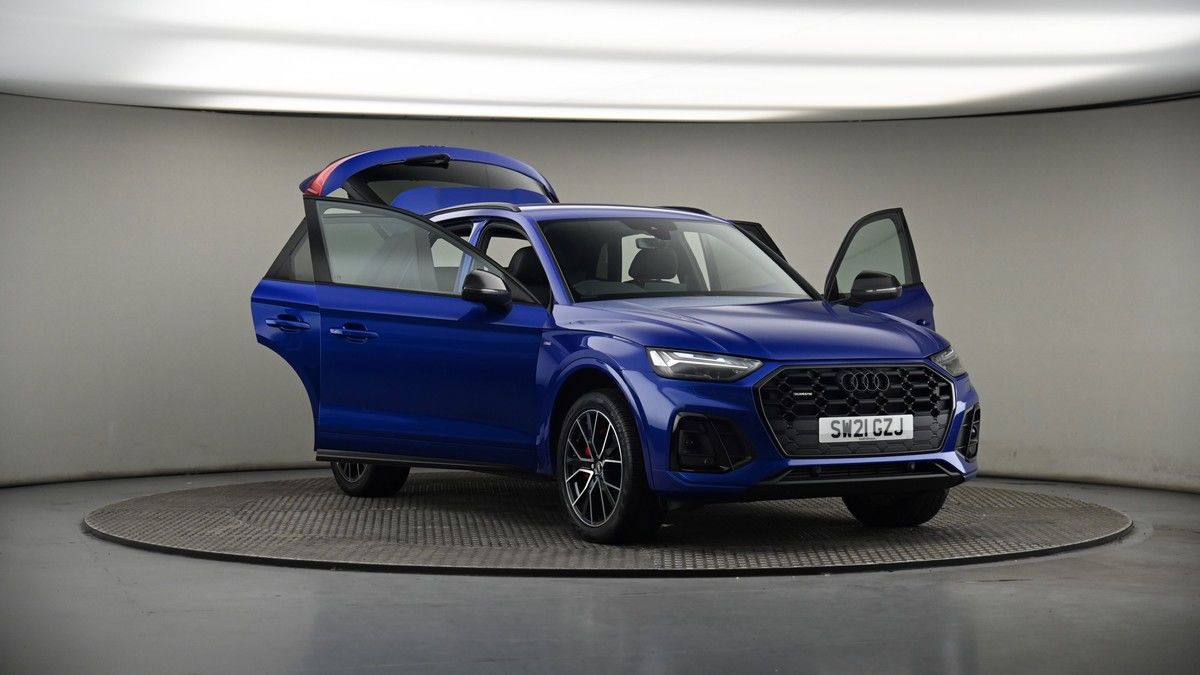 More views of Audi Q5