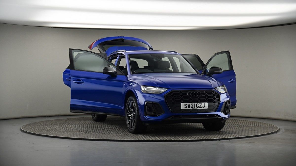 More views of Audi Q5