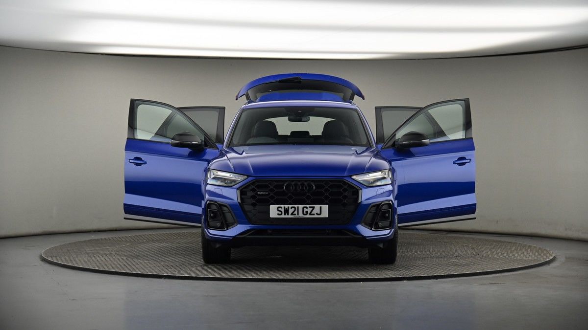 More views of Audi Q5