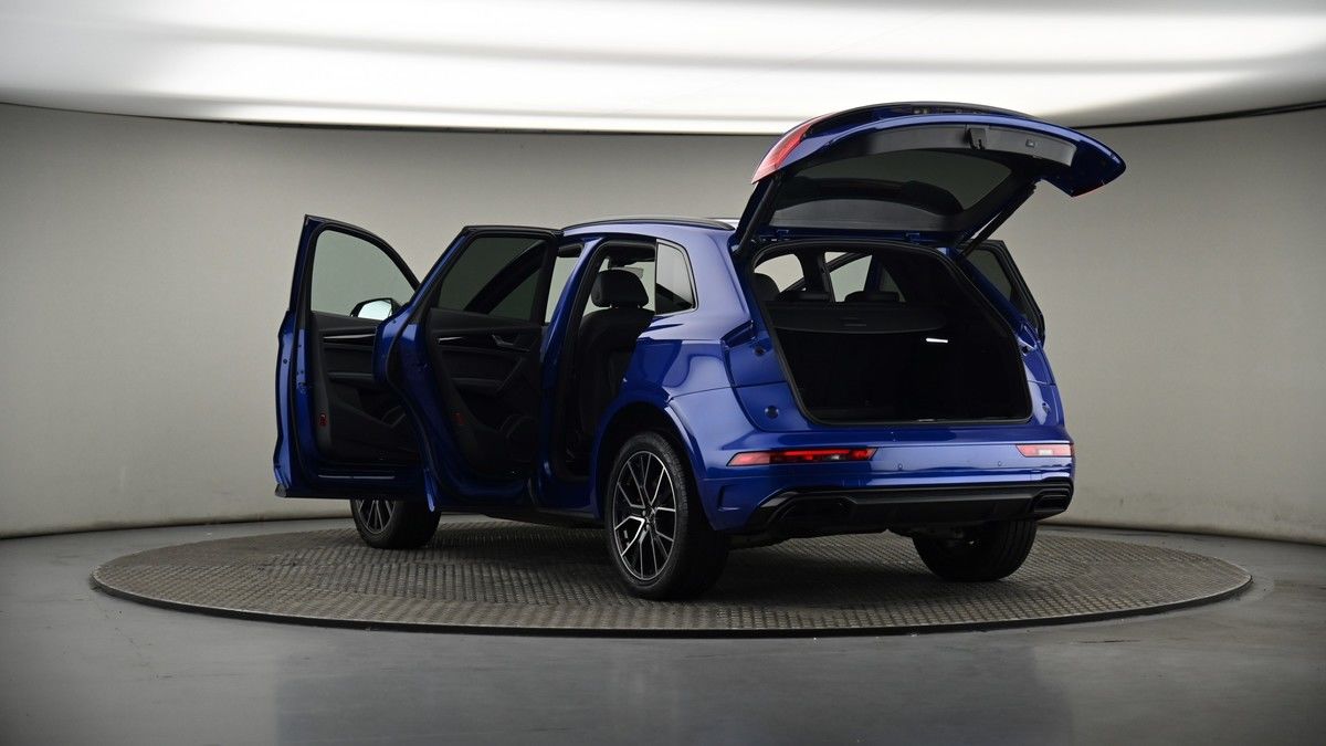 Audi Q5 Image 8